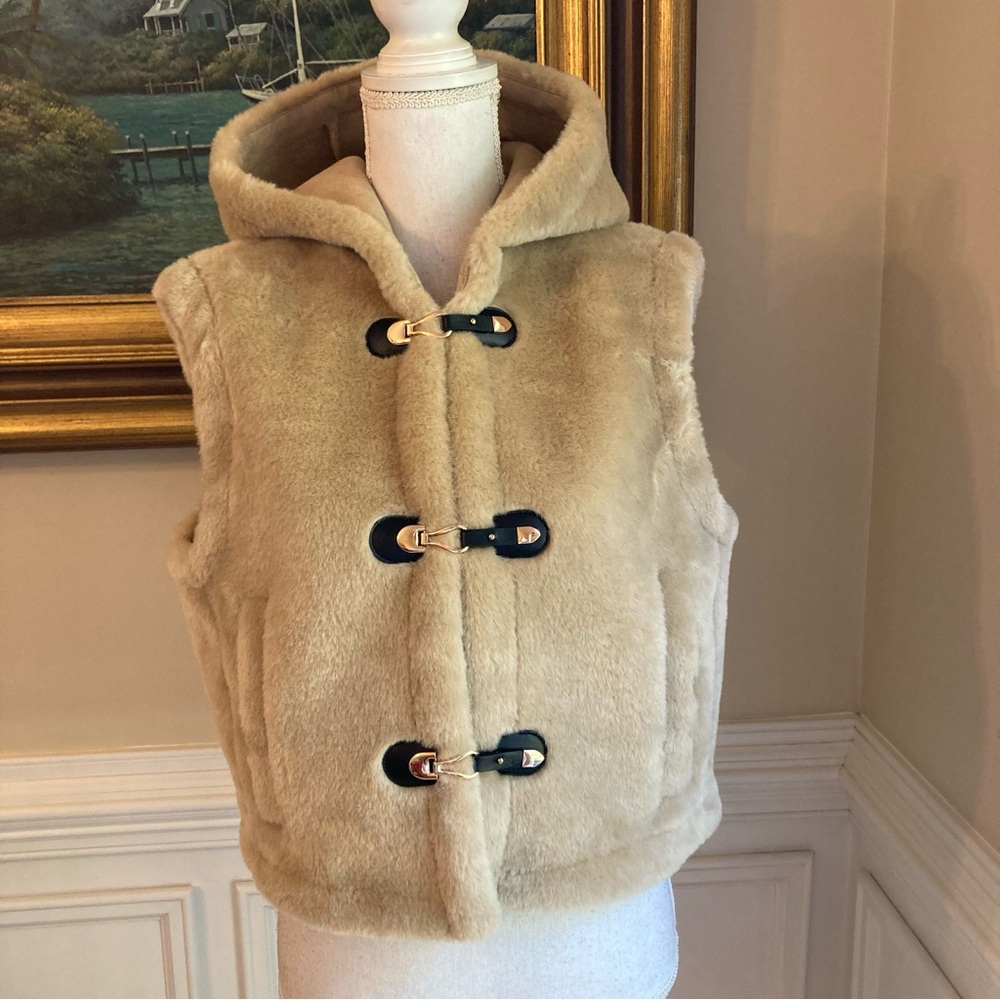 ZARA Tan Faux Shearling Fur Hooded Vest NWT - Picture 4 of 15